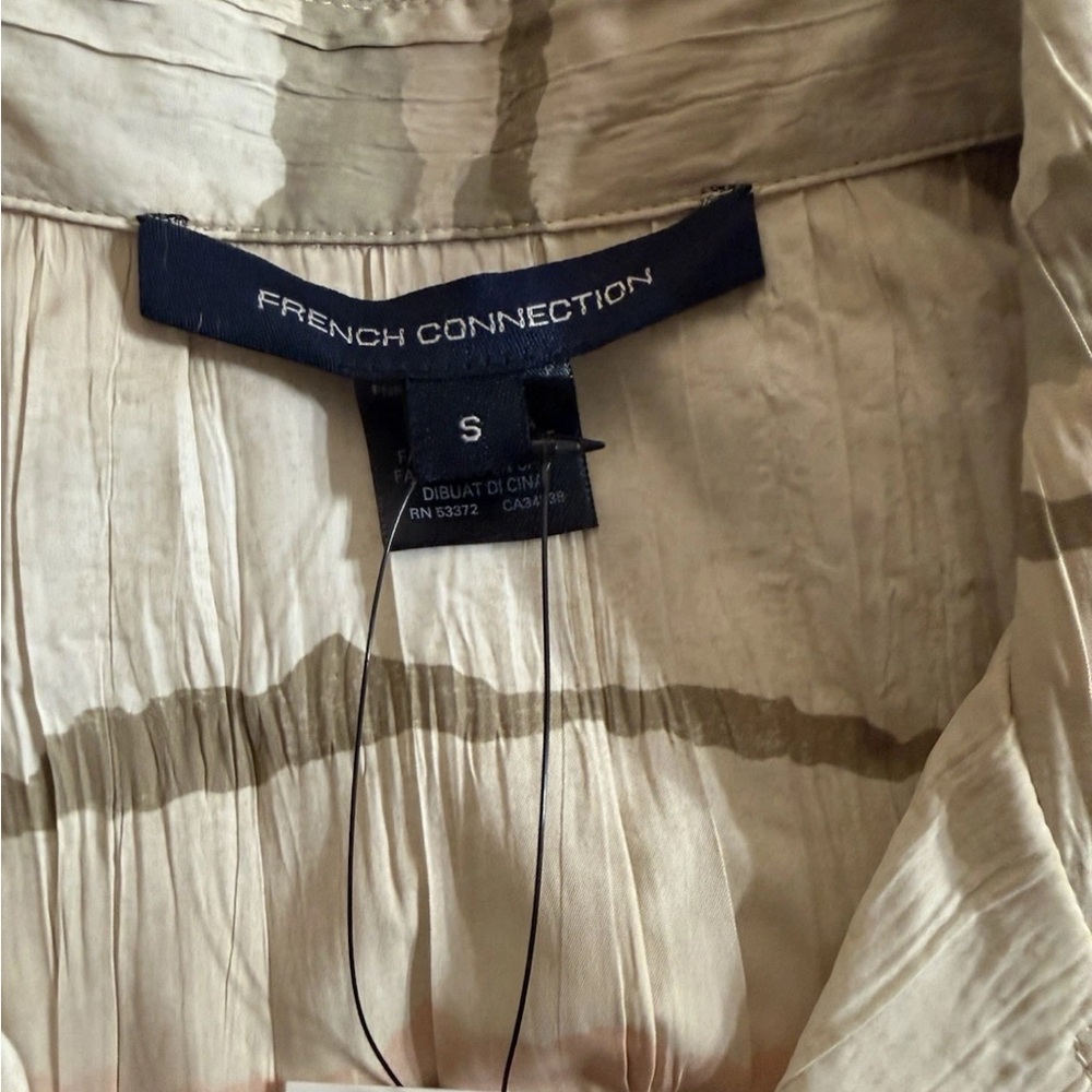 French Connection Hope Crinkle Blouse Top Women’s Size S NWT - Picture 5 of 8